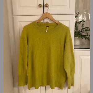 Free People 100% Cashmere Sweater size XS Chartreuse